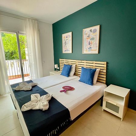 Sant Pau Beach Home With Terrace Ситжес Екстериор снимка