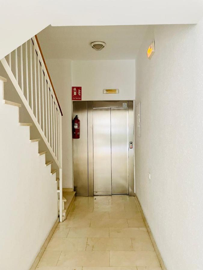 Sant Pau Beach Home With Terrace Ситжес Екстериор снимка