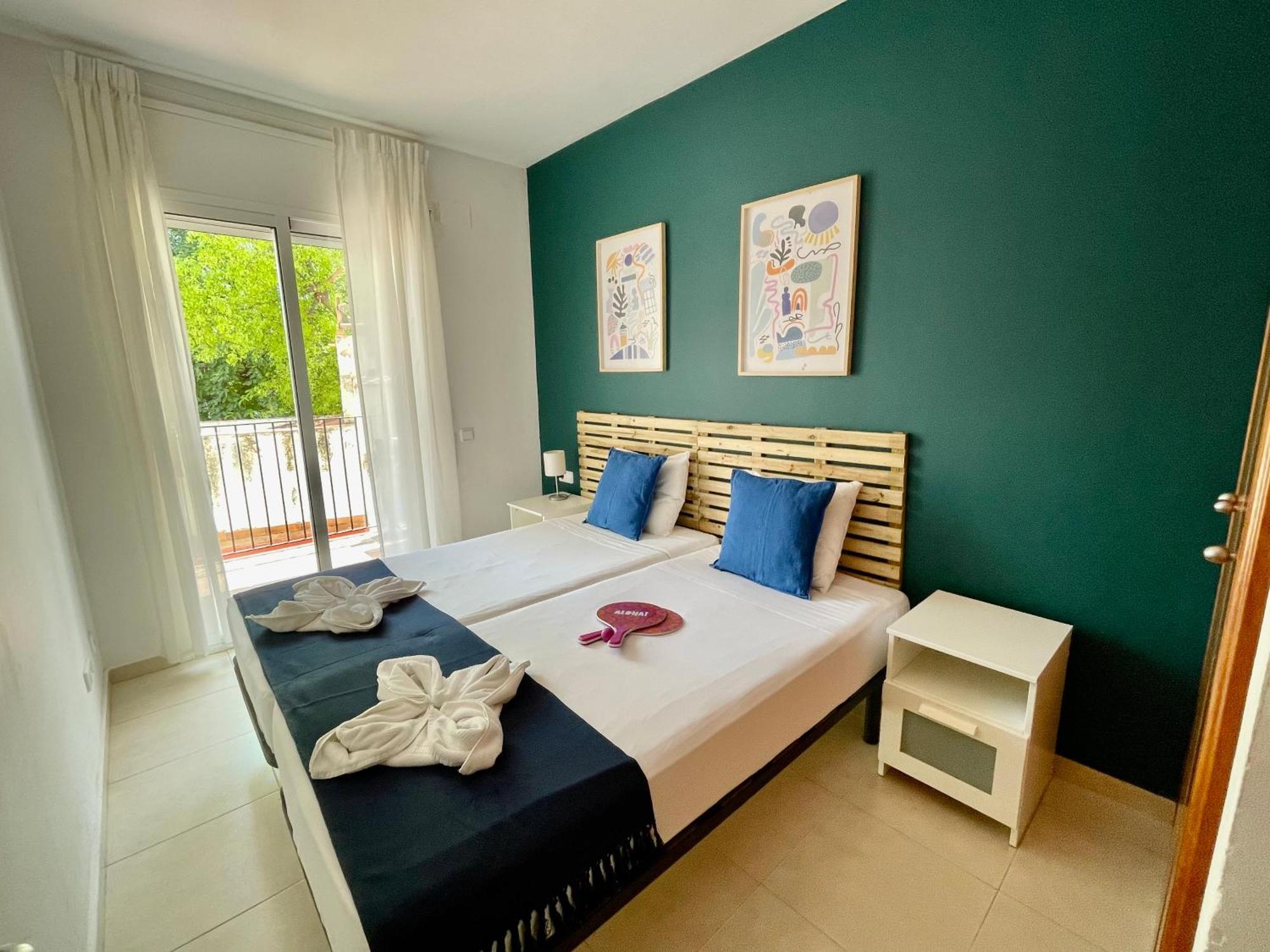 Sant Pau Beach Home With Terrace Ситжес Екстериор снимка