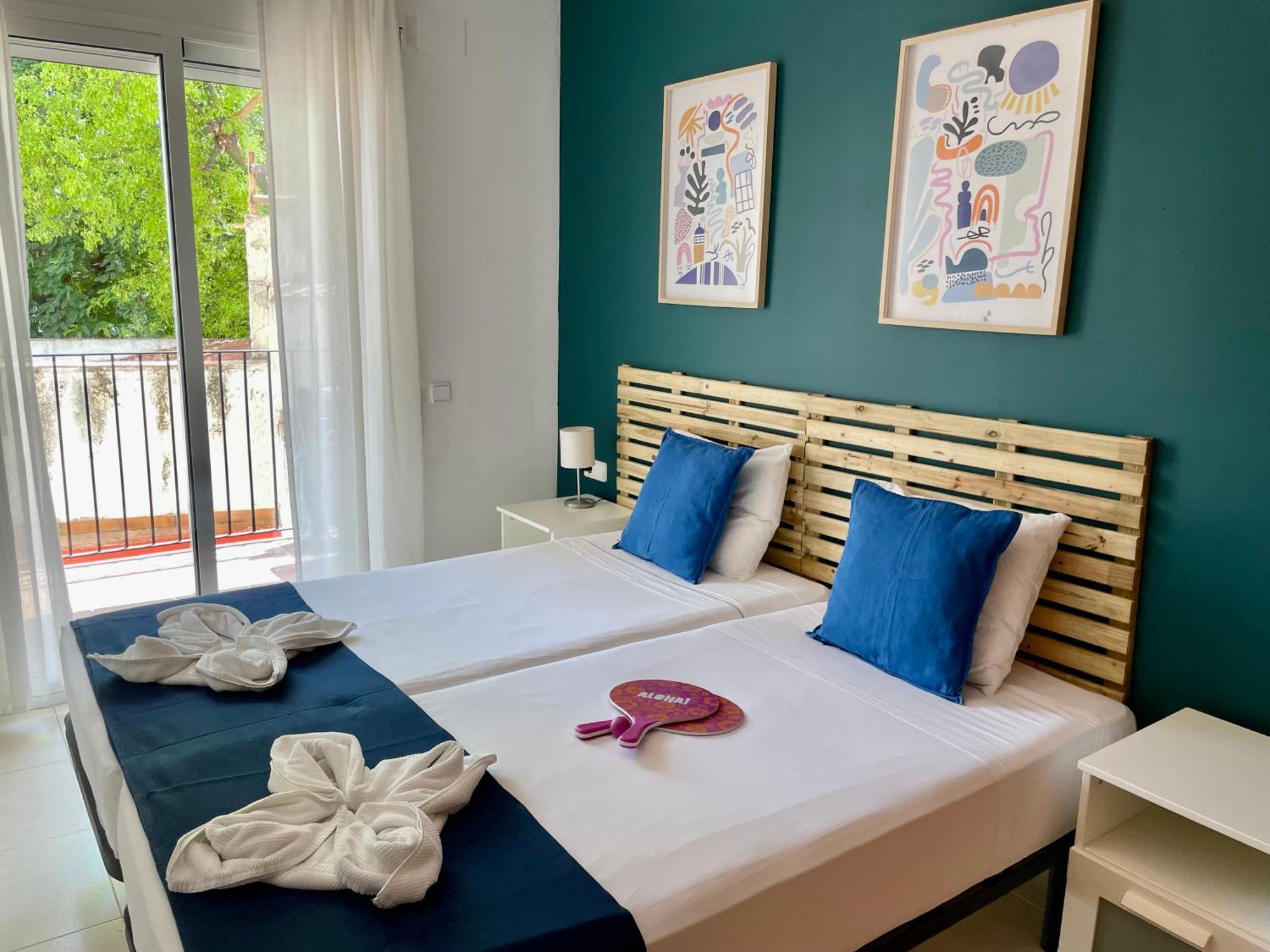 Sant Pau Beach Home With Terrace Ситжес Екстериор снимка